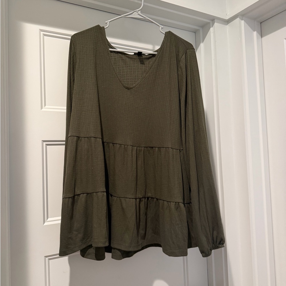 torrid Olive Green Tiered V-Neck Long Sleeve Tunic